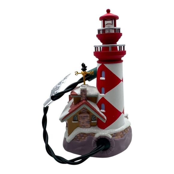 Hallmark Keepsake Christmas Ornament Lighthouse Greetings Lights Up #9 New 2005 - Picture 5 of 6